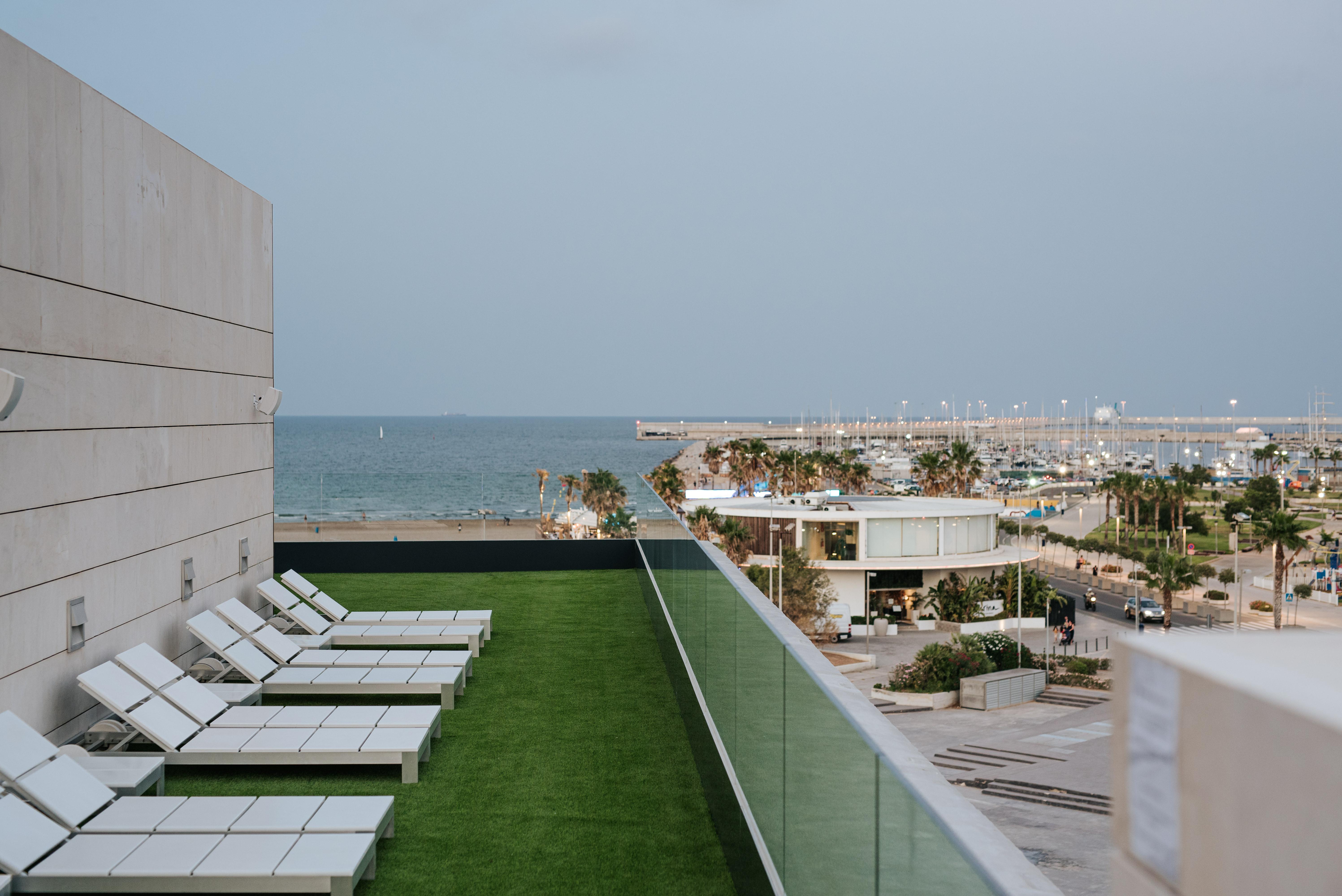 Neptuno Hotel 4*