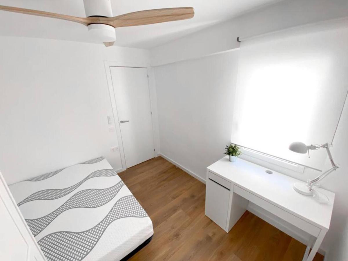 Benimaclet Apartment *