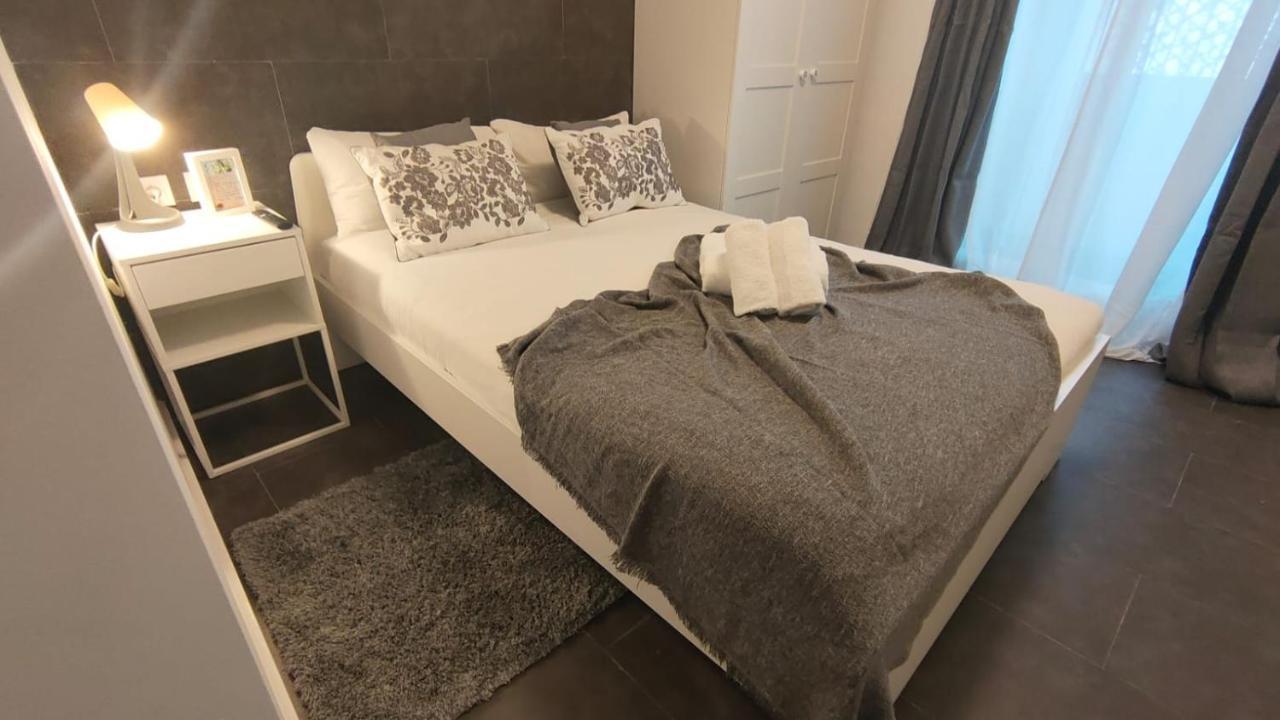Guest house Small And Cozy - G10 *
