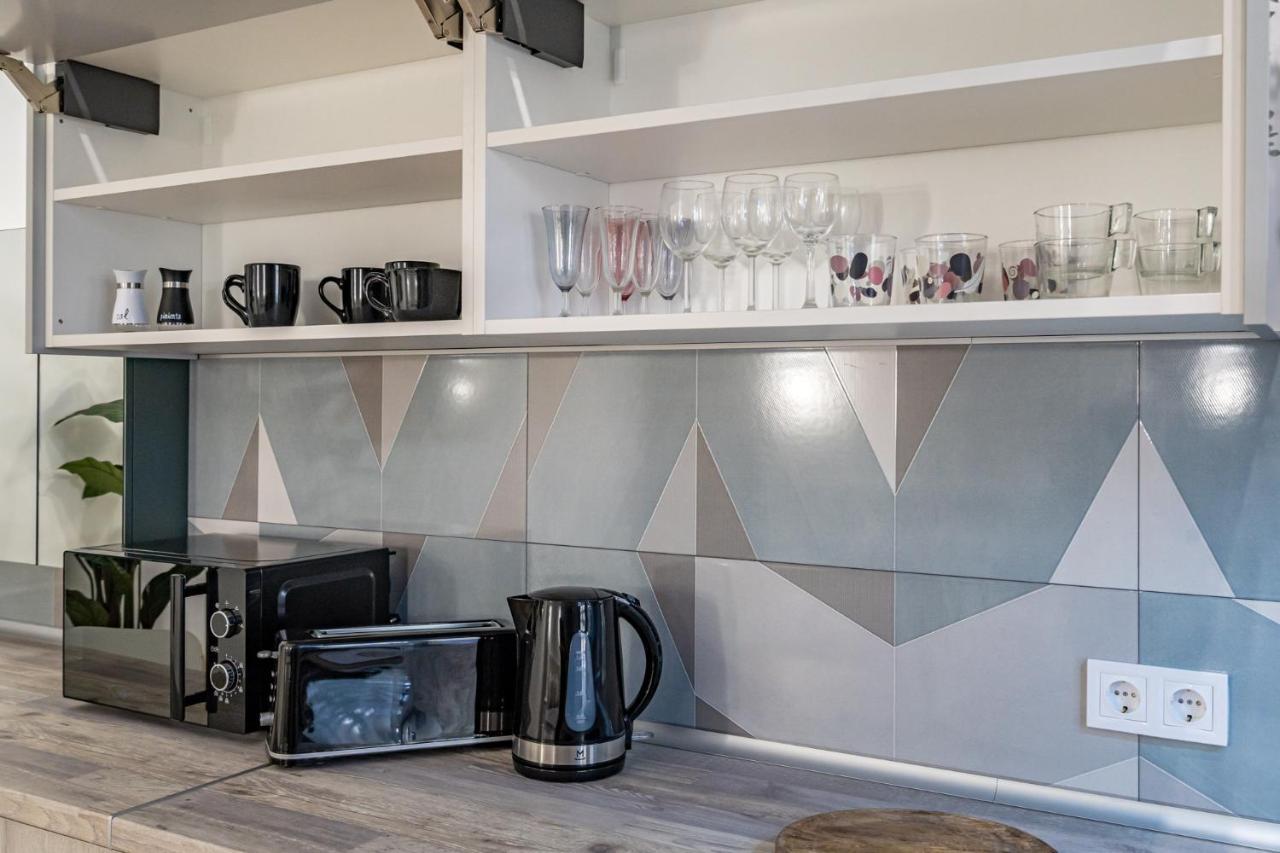 Exquisite With An Original Design Appartement