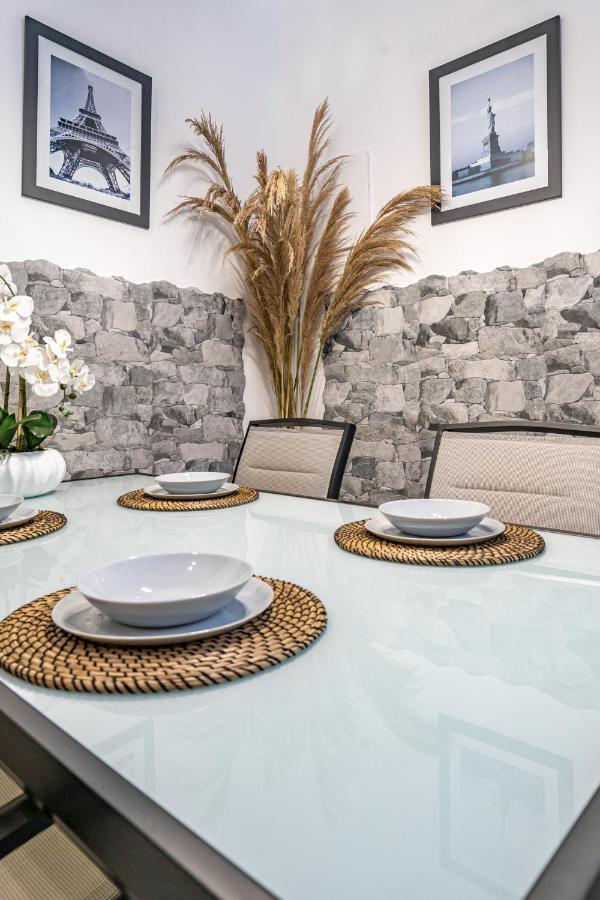 Appartement Exquisite With An Original Design