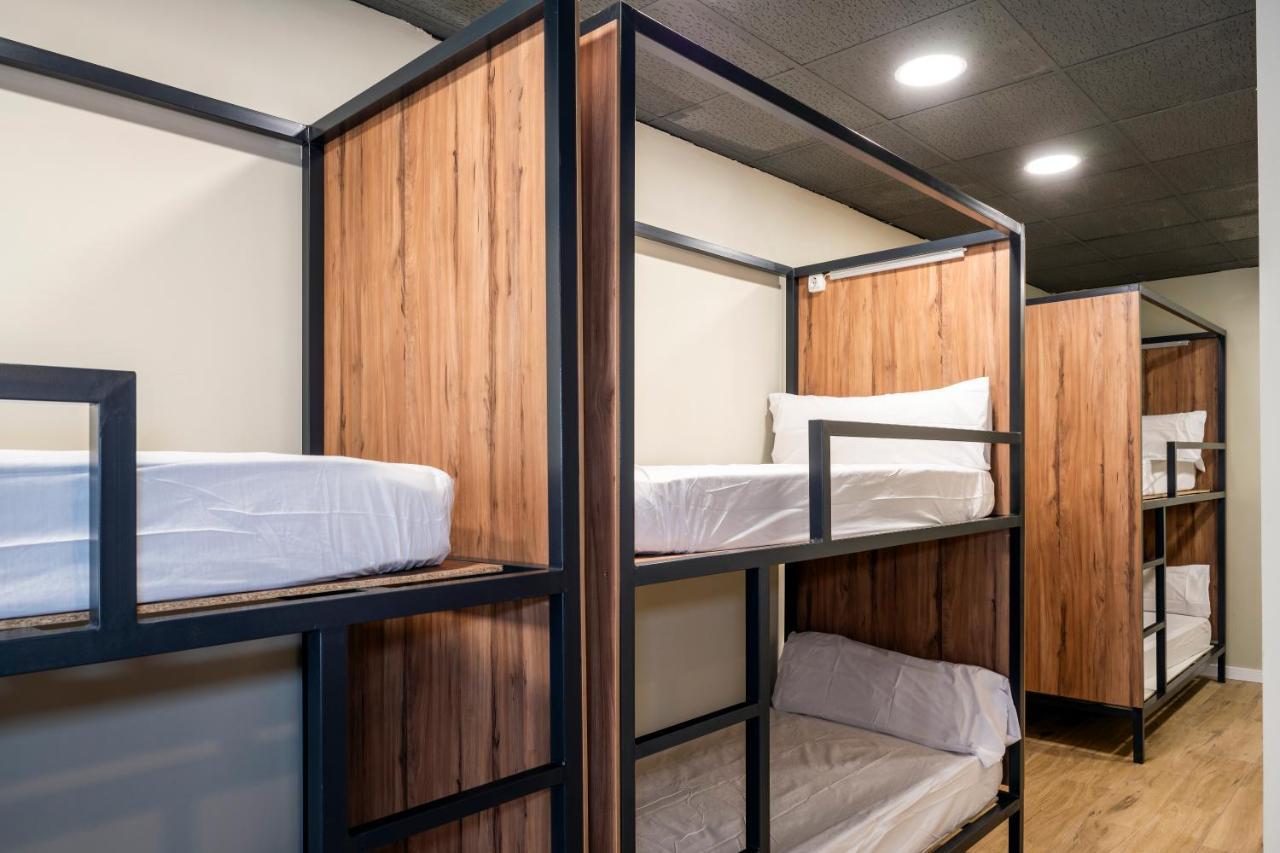 Hostel Som By The Venue *