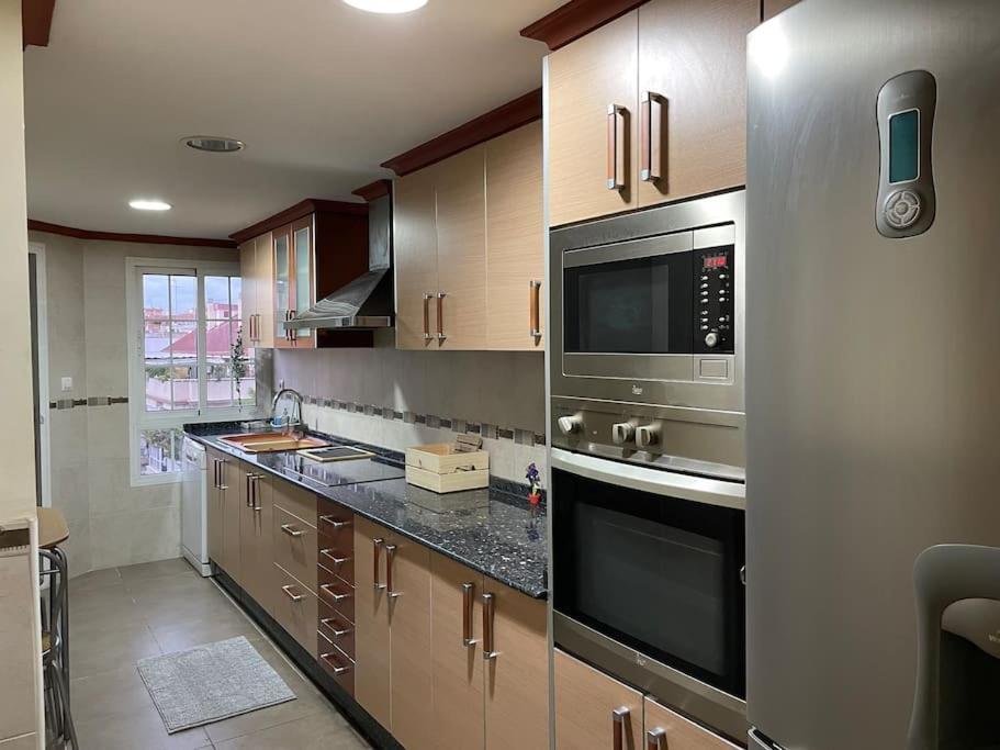 Precioso Junto Al Centro Con Garaje Apartamento Valência