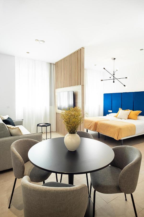 Blanq Marina Aparthotel Valencia