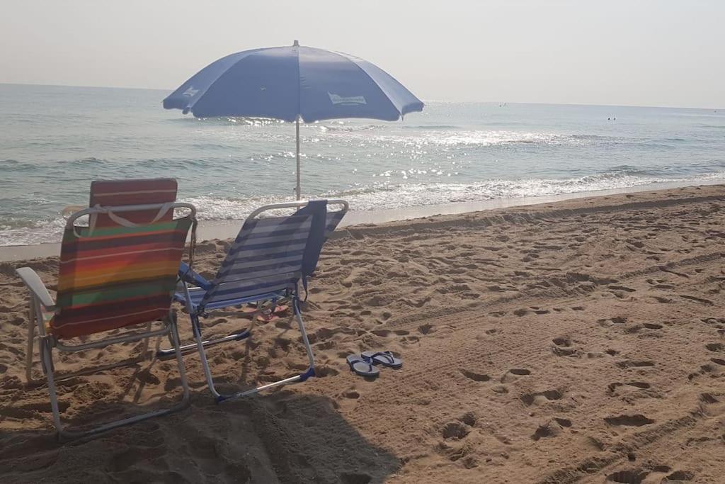 Adosado En La Playa De El Perellonet Con Piscina, Pista Tenis Ferienhaus