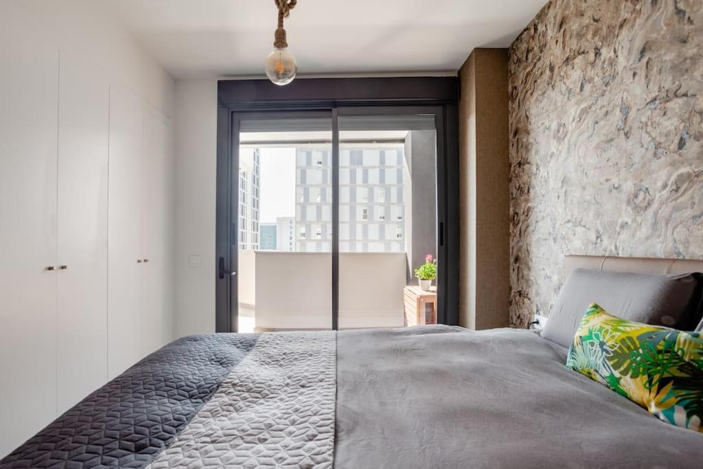 Precioso Apartamento En Residencial Con Piscina * Valencia