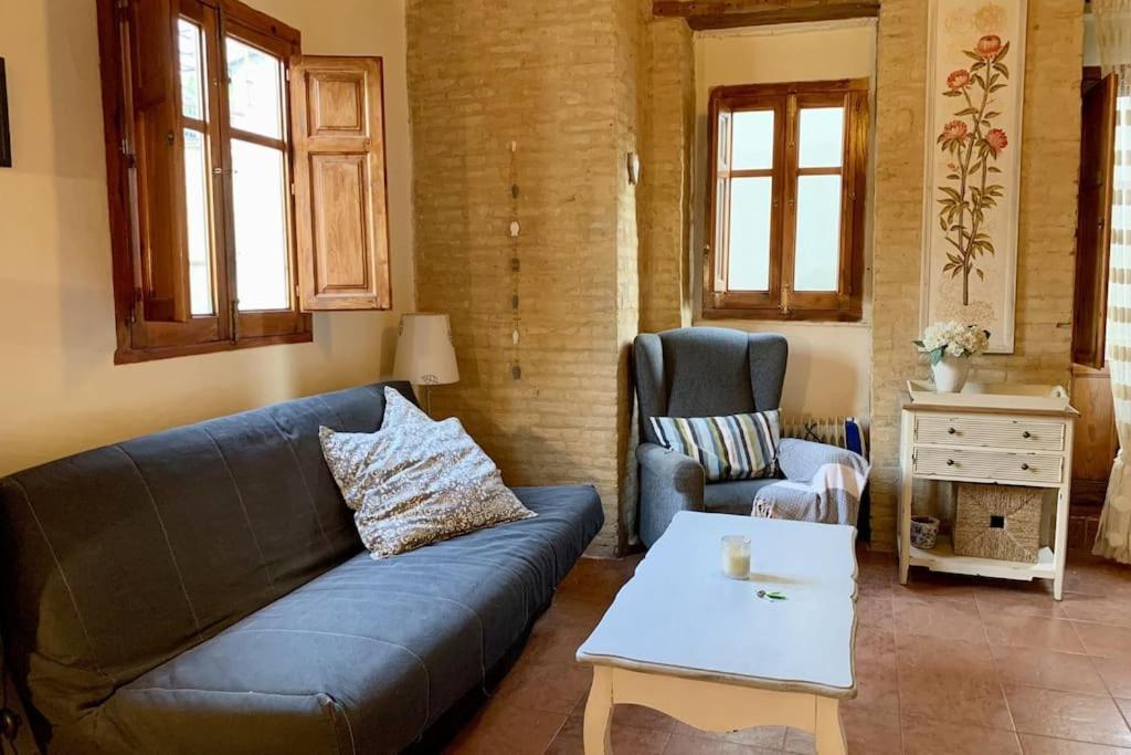 Duplex With A Beautiful Rooftop View *