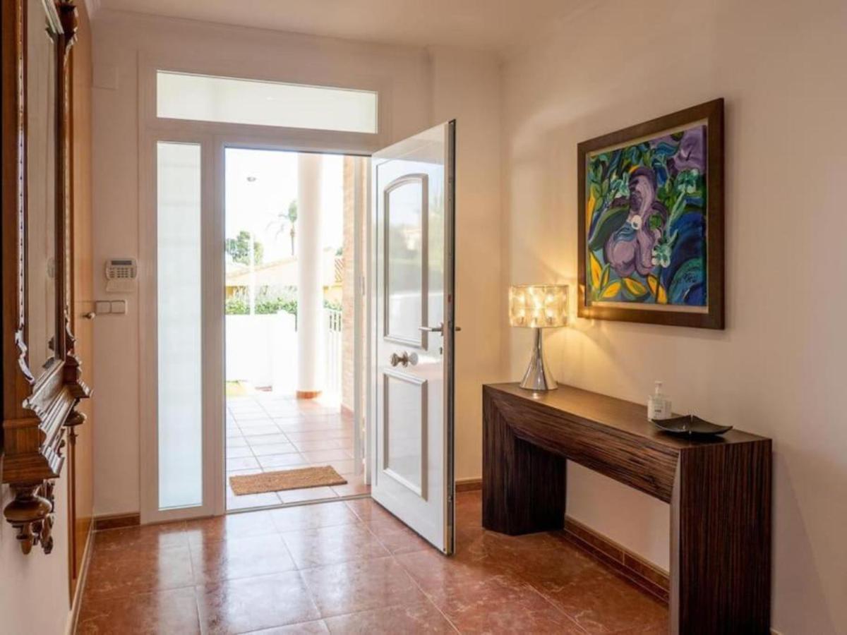 Con Piscina, Jardin Y Aire Acondicionado En La Eliana-l'eliana * Valência