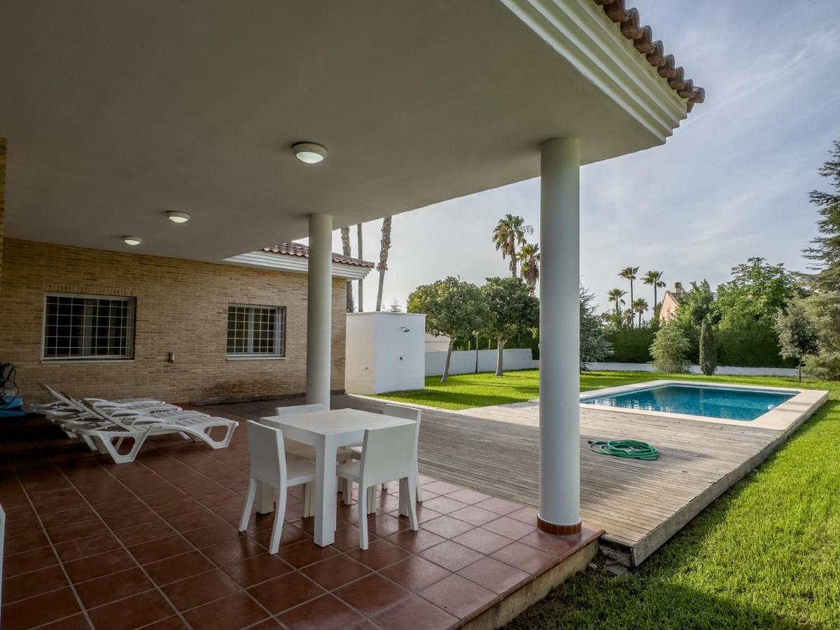 Pousada Con Piscina, Jardin Y Aire Acondicionado En La Eliana-l'eliana *