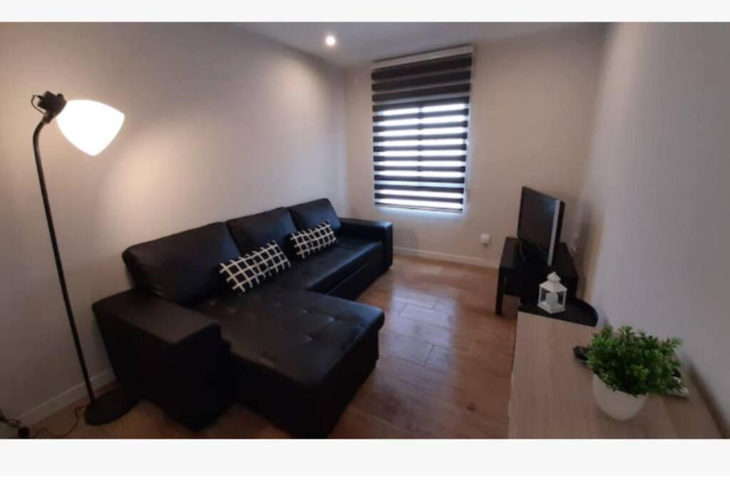 Apartment Centrico De Diseno En Calle Tres Forques,valencia