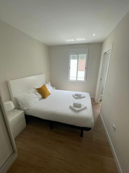 Apartment Centrico De Diseno En Calle Tres Forques,valencia
