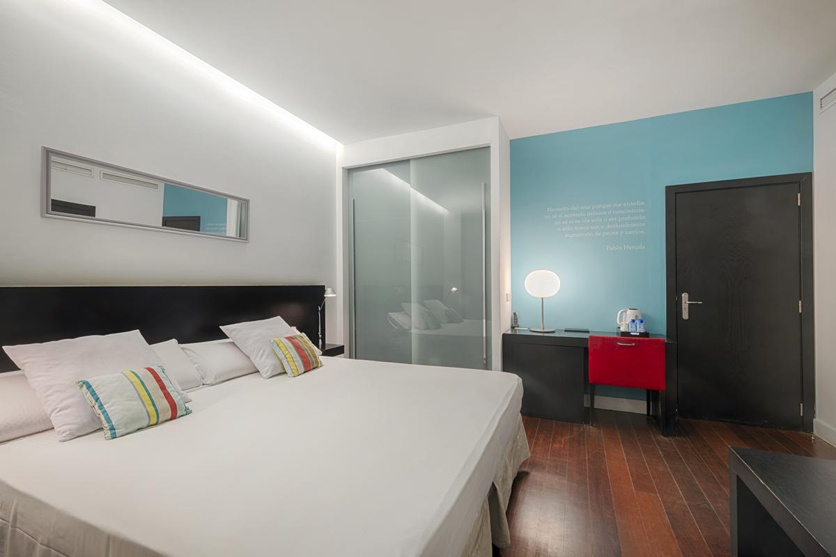 Sea Port Hotel