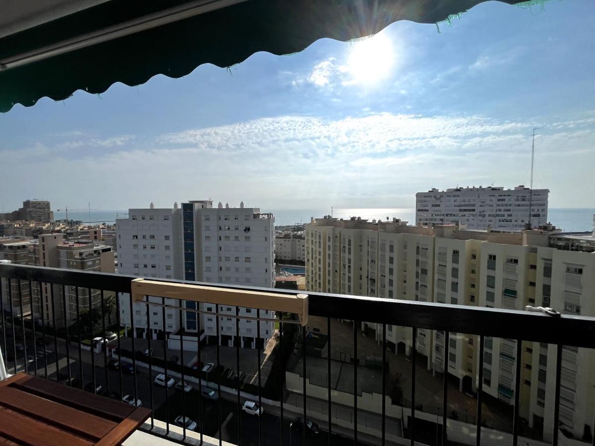 Elegante Alojamiento Con Piscina Y Terraza Valência