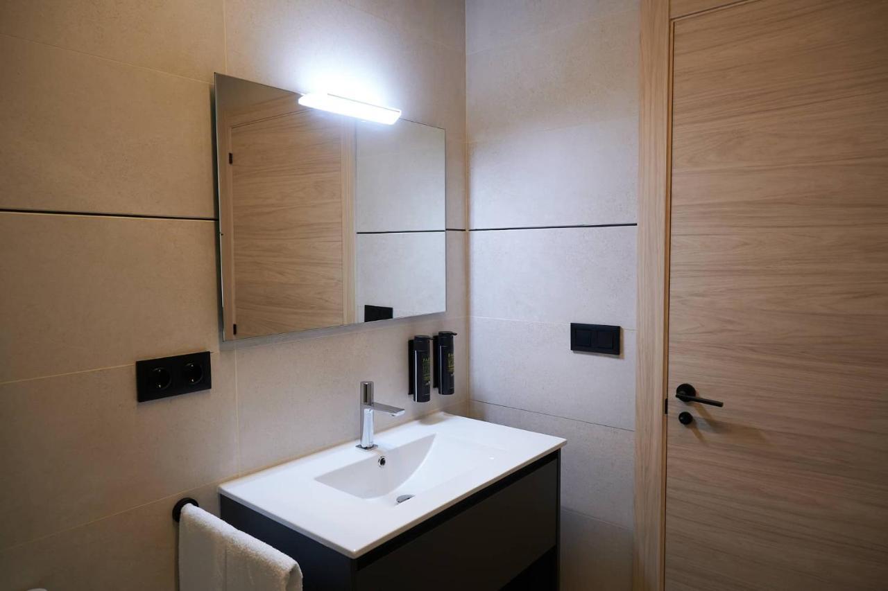 Dorm4you Arena 2 Aparthotel *