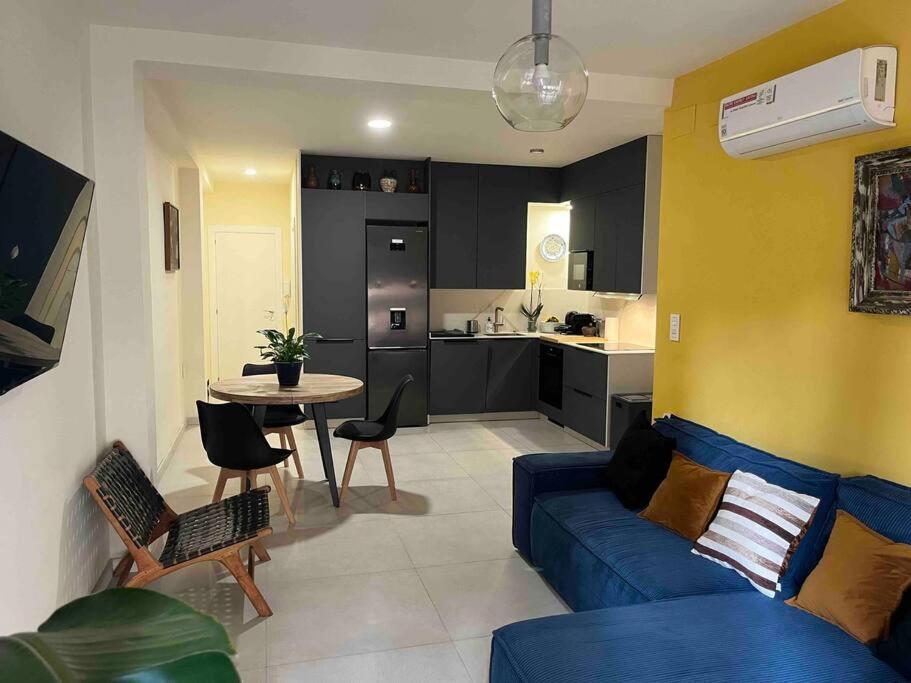 Modern In Heart Of Valência