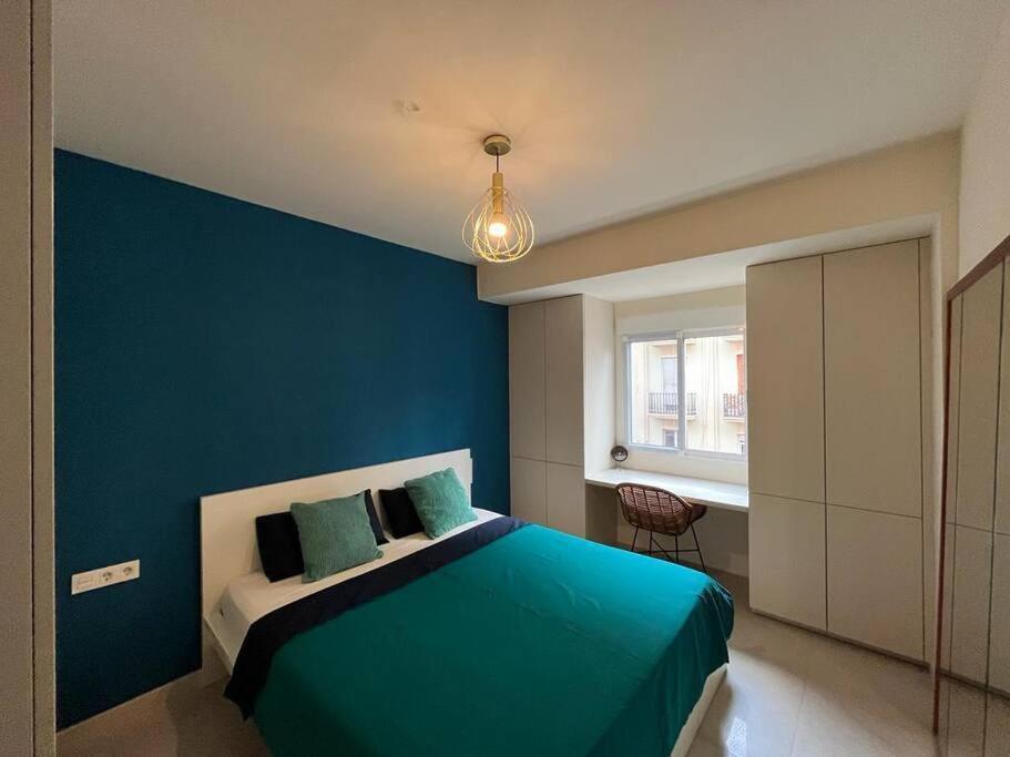 Modern In Heart Of Apartment