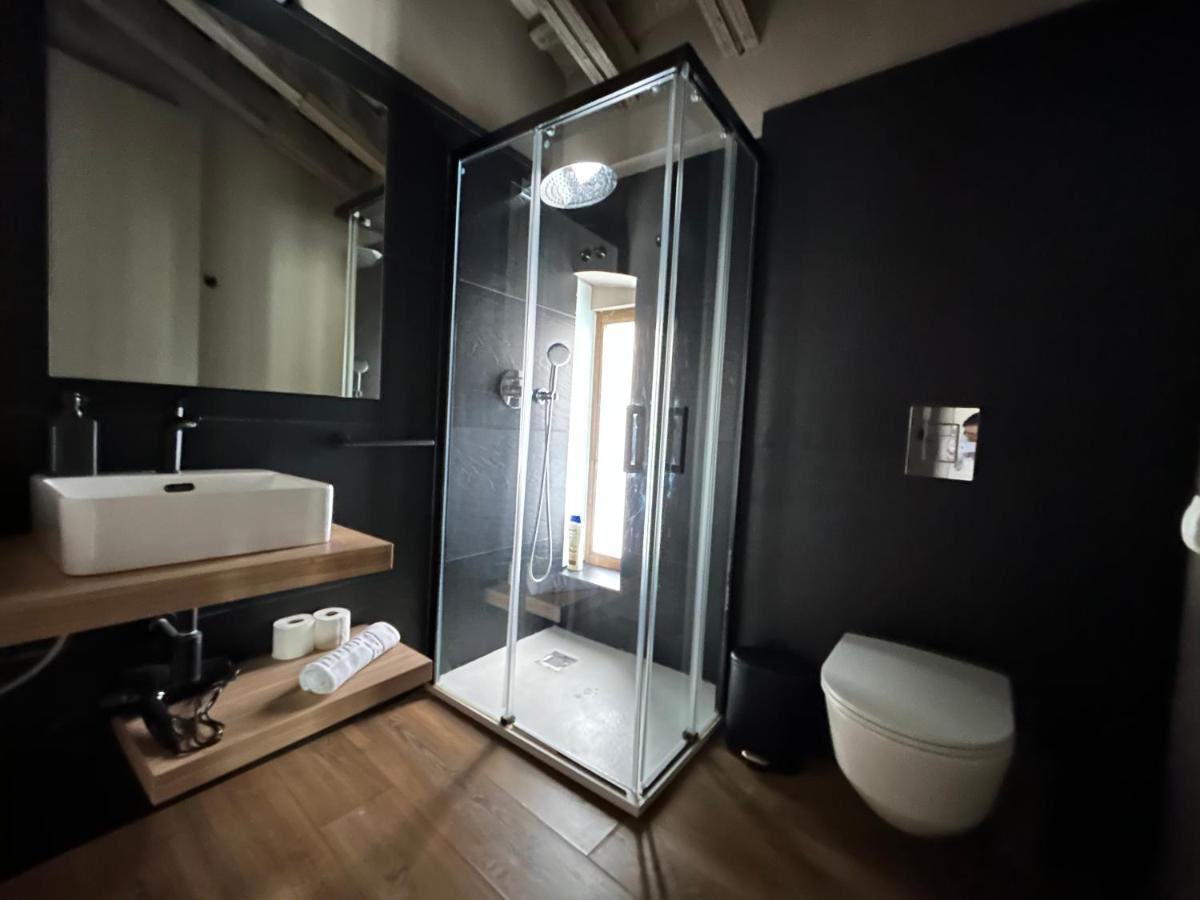 Plaza De La Merced Apartment *
