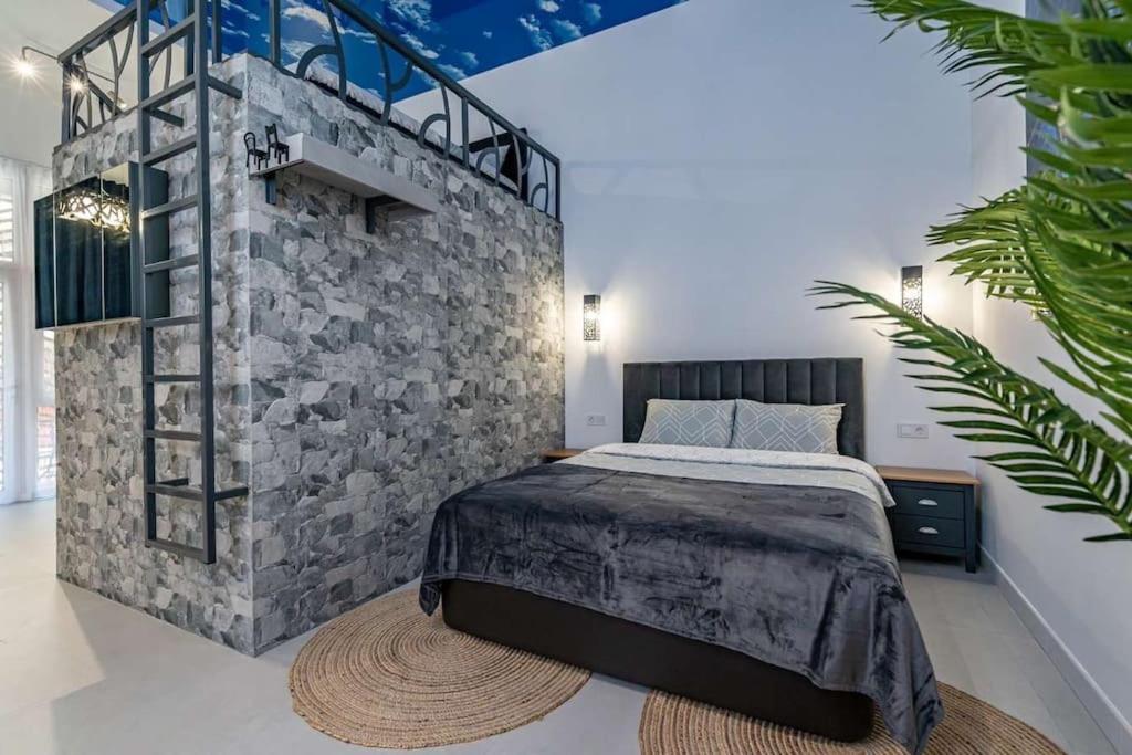 Fantastic Loft With An Exquisite Design Apartment *