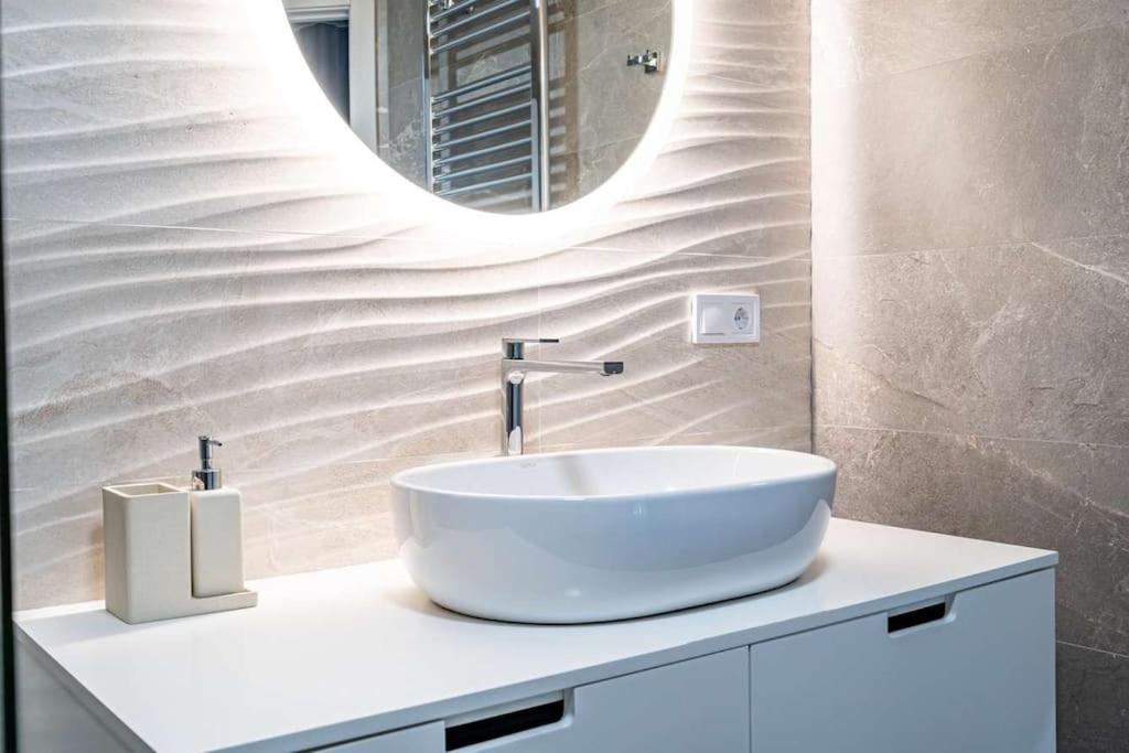 Fantastic Loft With An Exquisite Design Apartment *