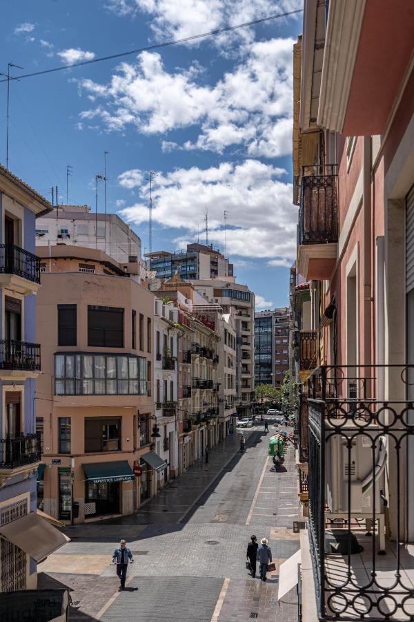 Central Luxury Flat With Free Parking *