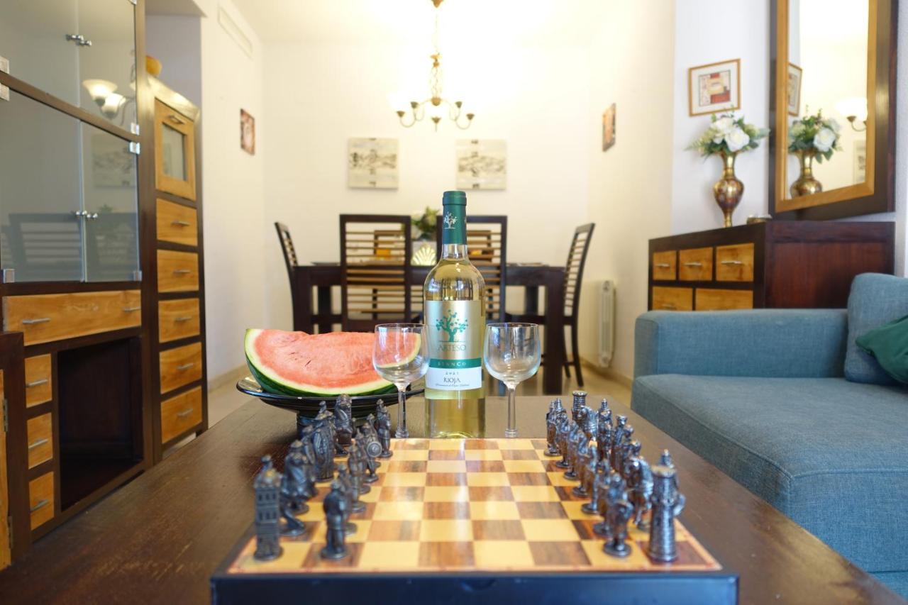 Privatunterkunft ☆the Peaceful Homestay☆ W/ Terrace⌘parking⌘bbq Valencia