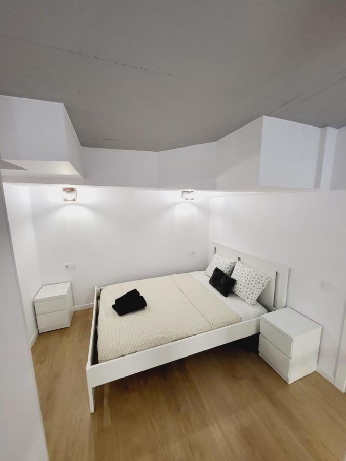 Carbonell 1 Aparthotel *