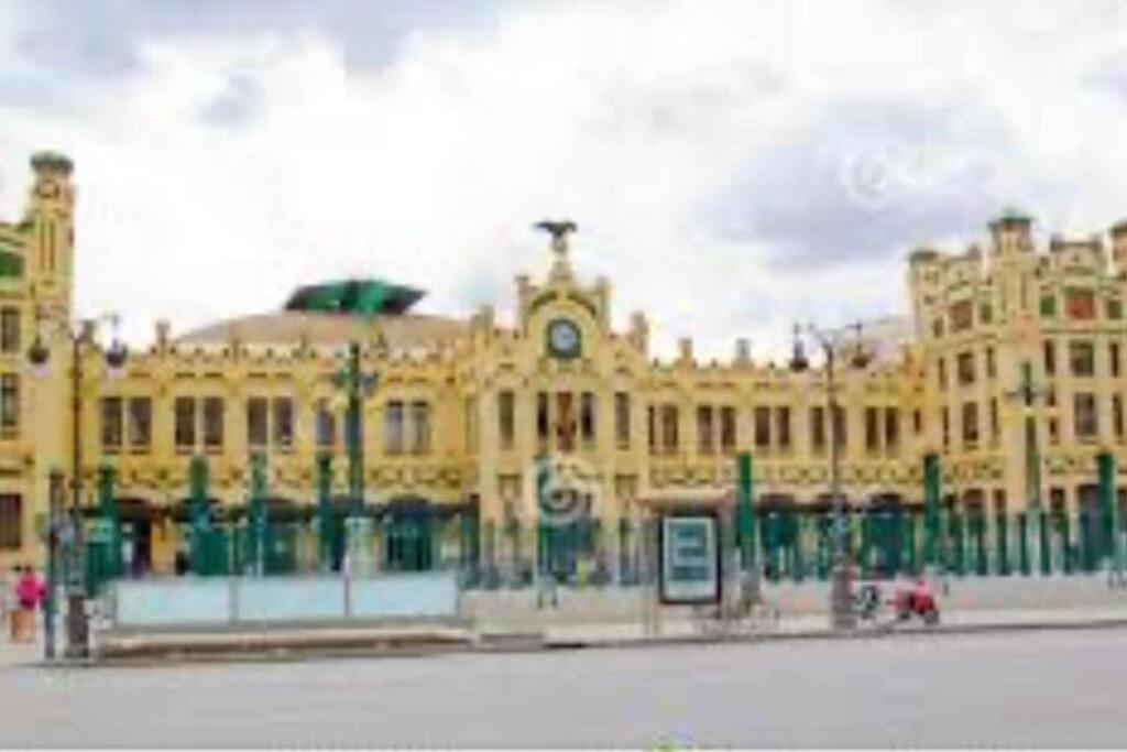 Centrico Cerca Al Ayuntamiento+luminoso+acogedor Apartment *
