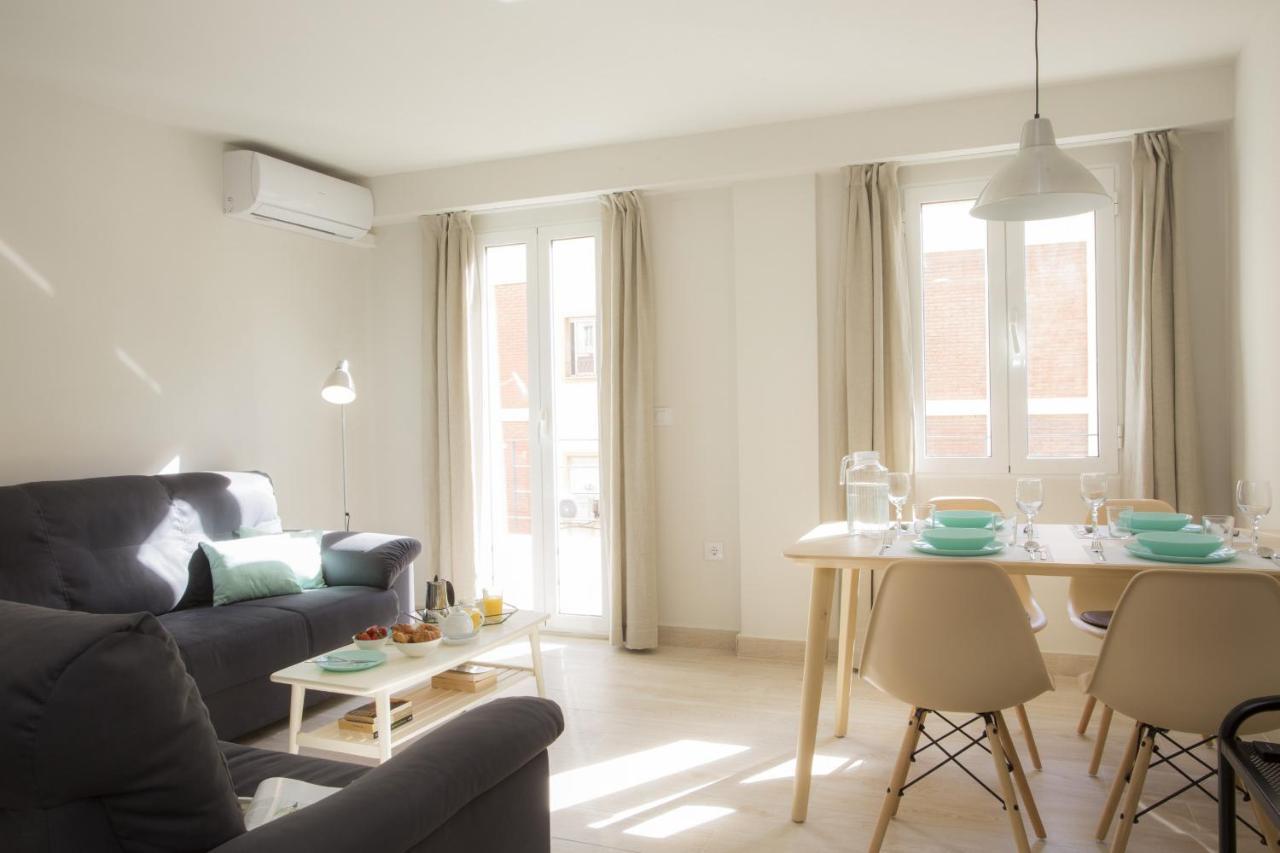 Singularstays Calderon Apartment *