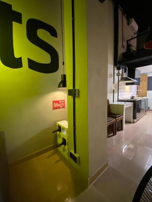 Apartment Apartment Ruzafa Roots, 12 Min To Centre, Smart Tv, Wine