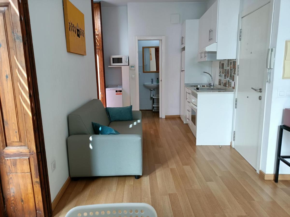Tossal Apartment