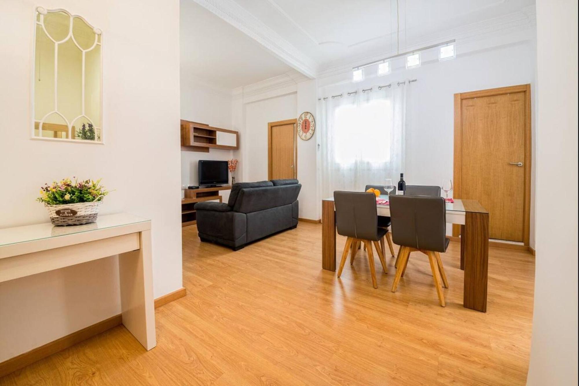 Charming Flat In + Air Conditioning + 95 Sq Meters * Valencia