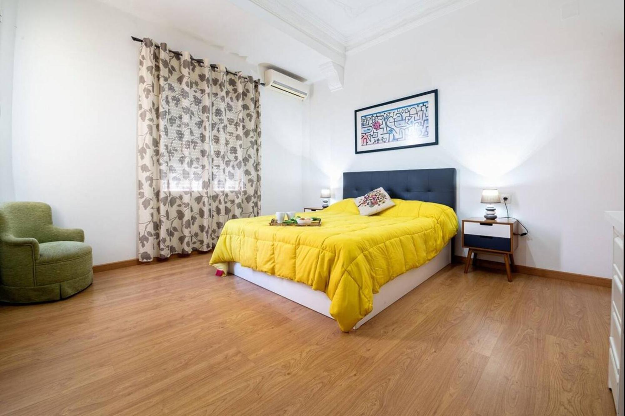 Apartamento Charming Flat In + Air Conditioning + 95 Sq Meters *