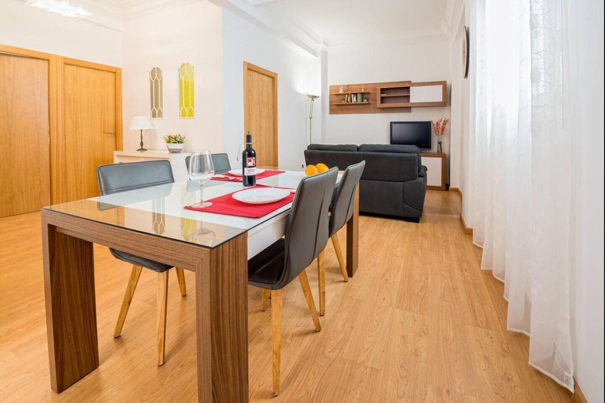 Charming Flat In + Air Conditioning + 95 Sq Meters Apartamento
