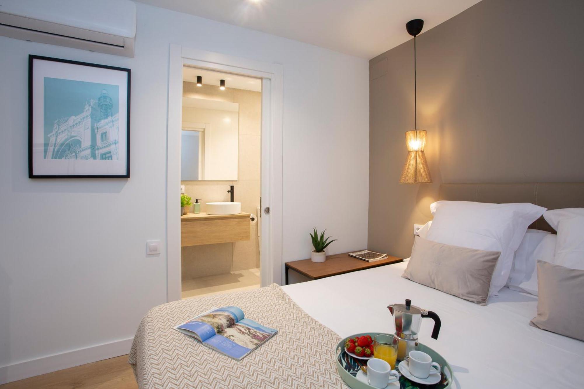 Poeta Llombart Apartment Valencia