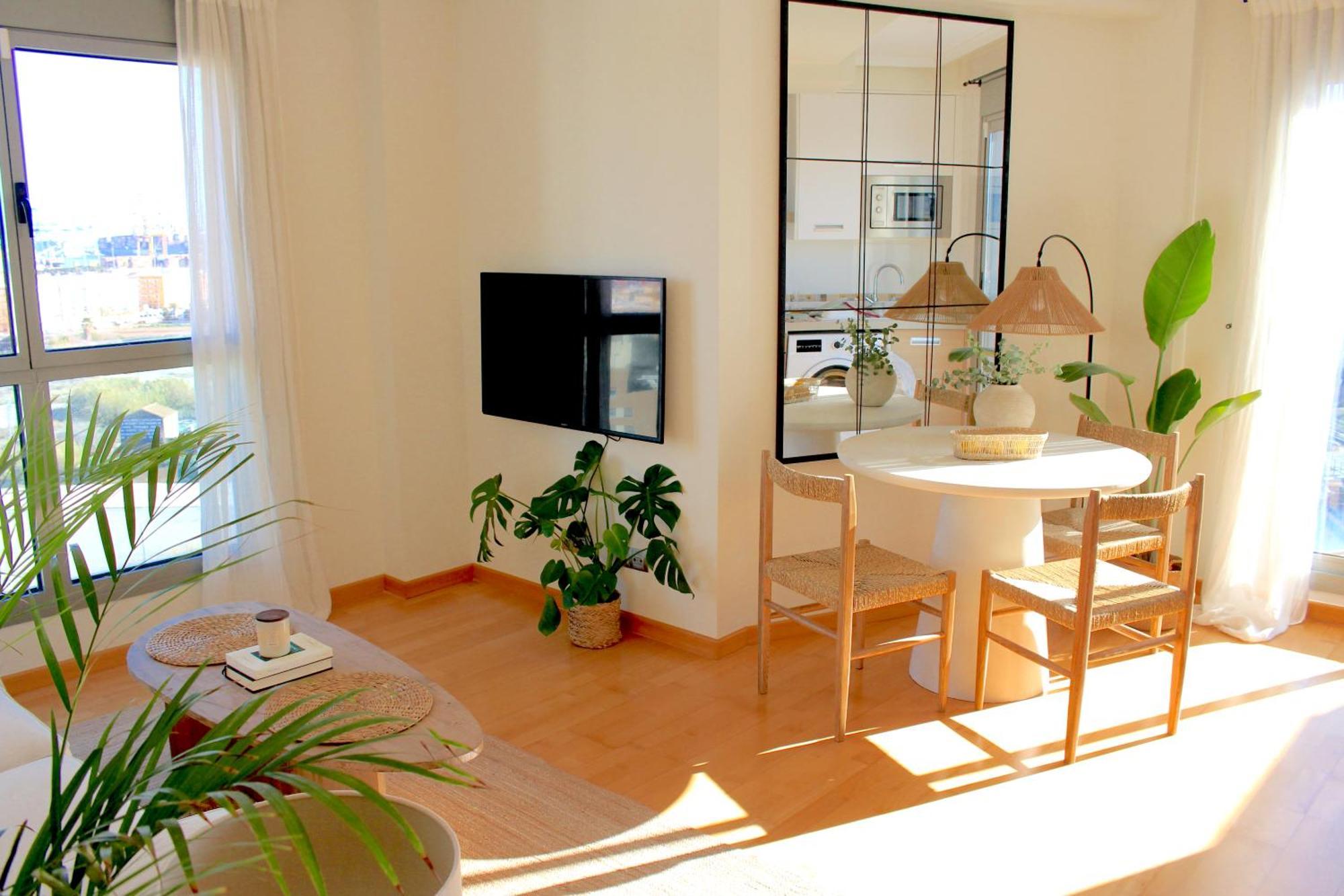 Oceanographic 1 Bedroom With Balcony And Pool
