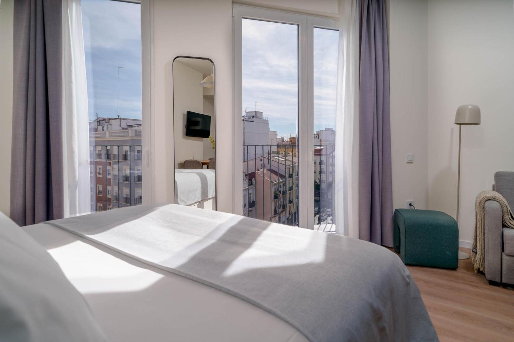 Limehome Carrer De Sant Jacint Apartment Valencia
