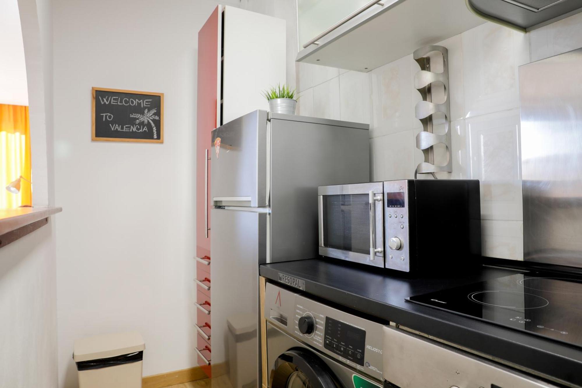Renovado Y Sofisticado En El Centro De Apartamento *