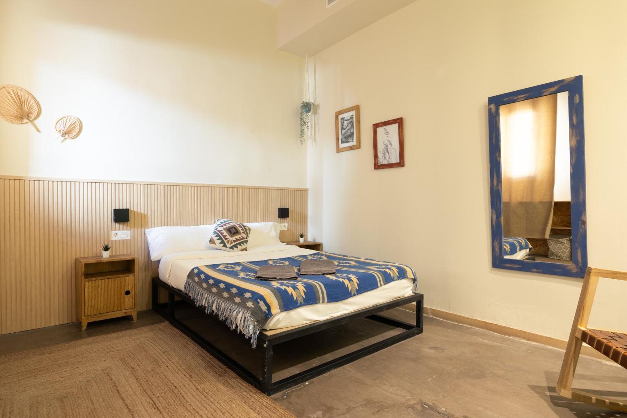 Bird House Bed & Breakfast 3*