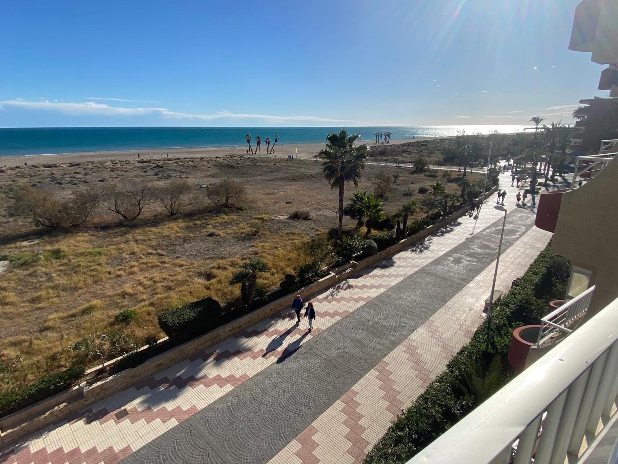 Primera Linea De Playa Apartment *