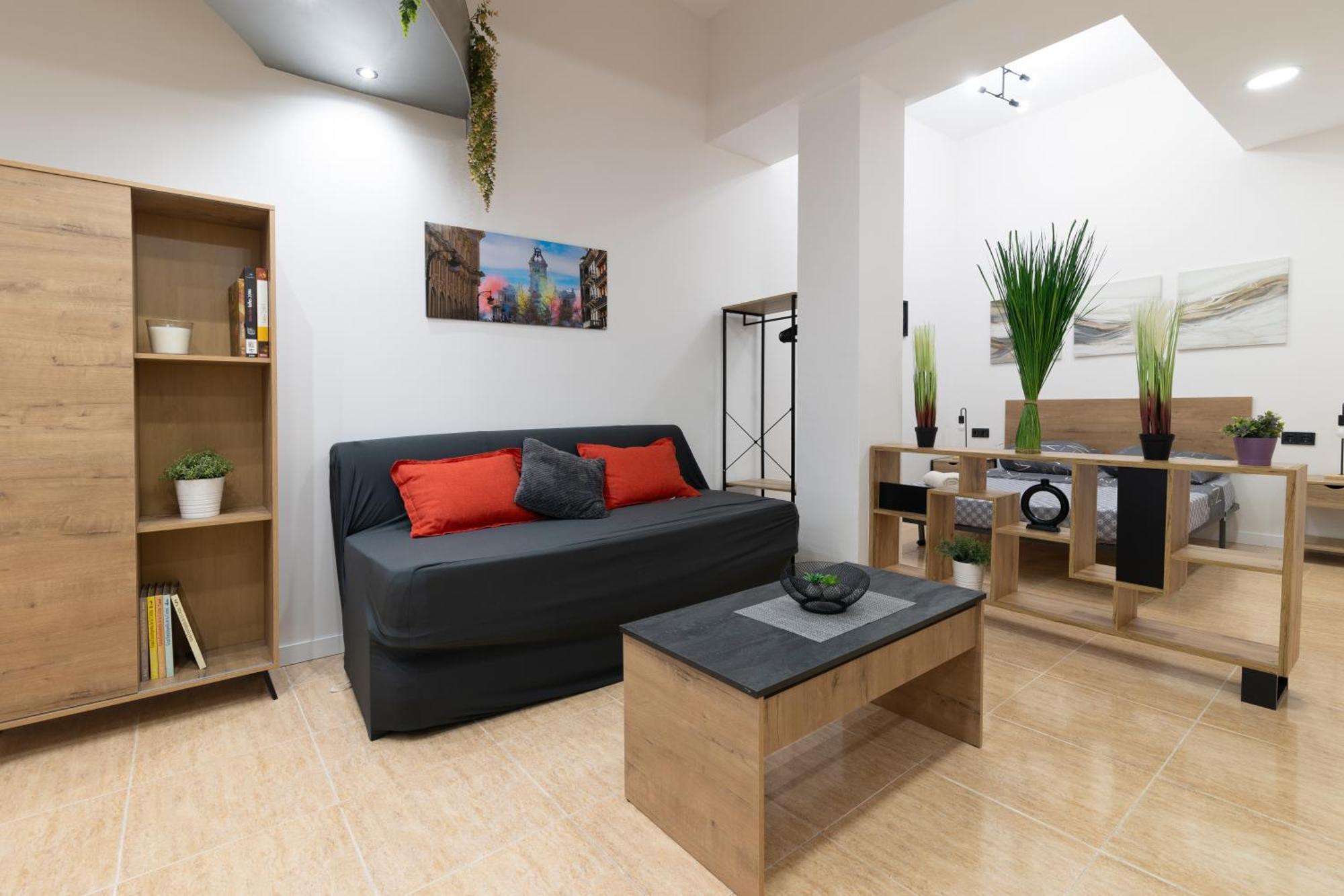 Spacious Oceanografic Flats *