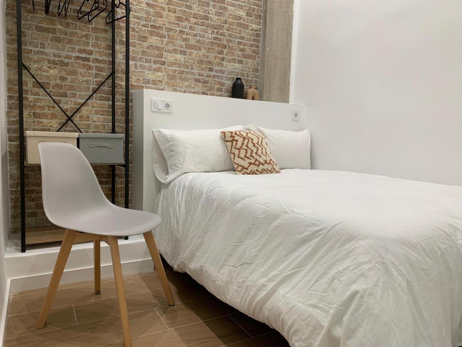 Homestay Valencia Beach Rooms *