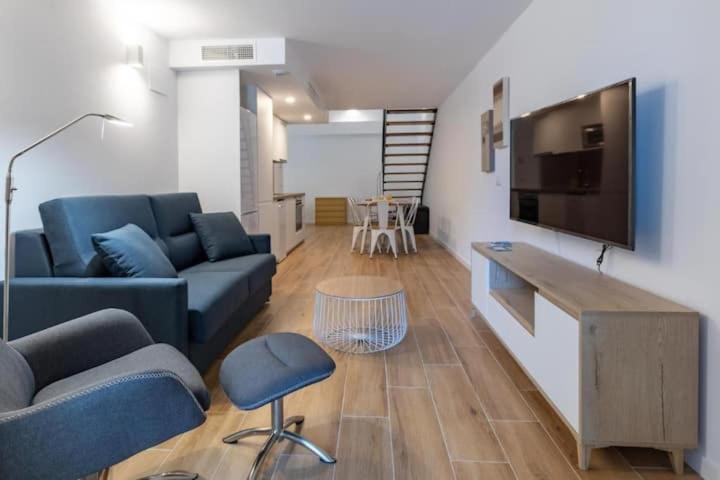 Apartment Duplex 6 Pax 2 Bth, Excelent Area Luxor Valencia