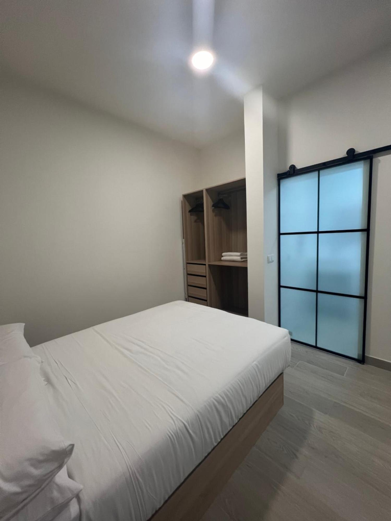 Ciudad De Artes Y Ciencias Aparthotel
