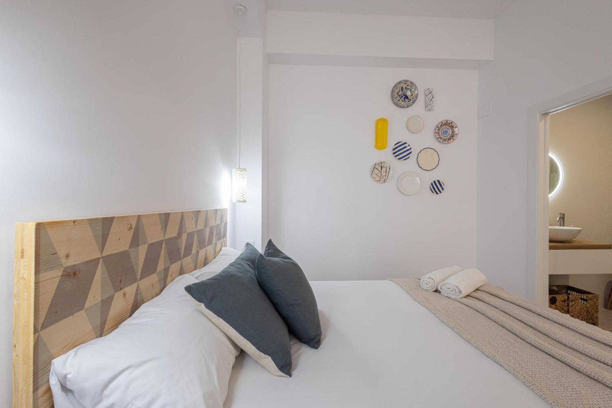 Florit Flats - The Joaquin Sorolla Ii Apartment