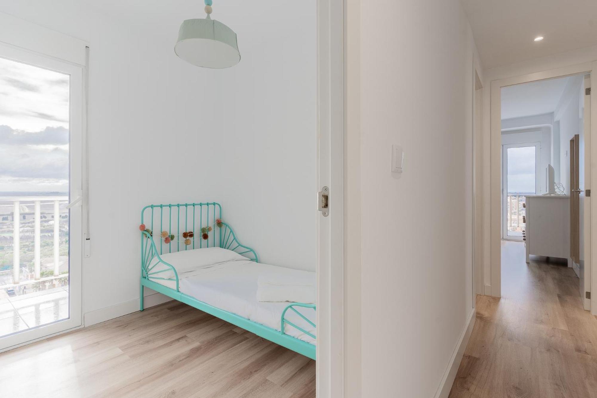 Ocean's Whisper: Les Palmeres Seaview Sanctuary Apartment *