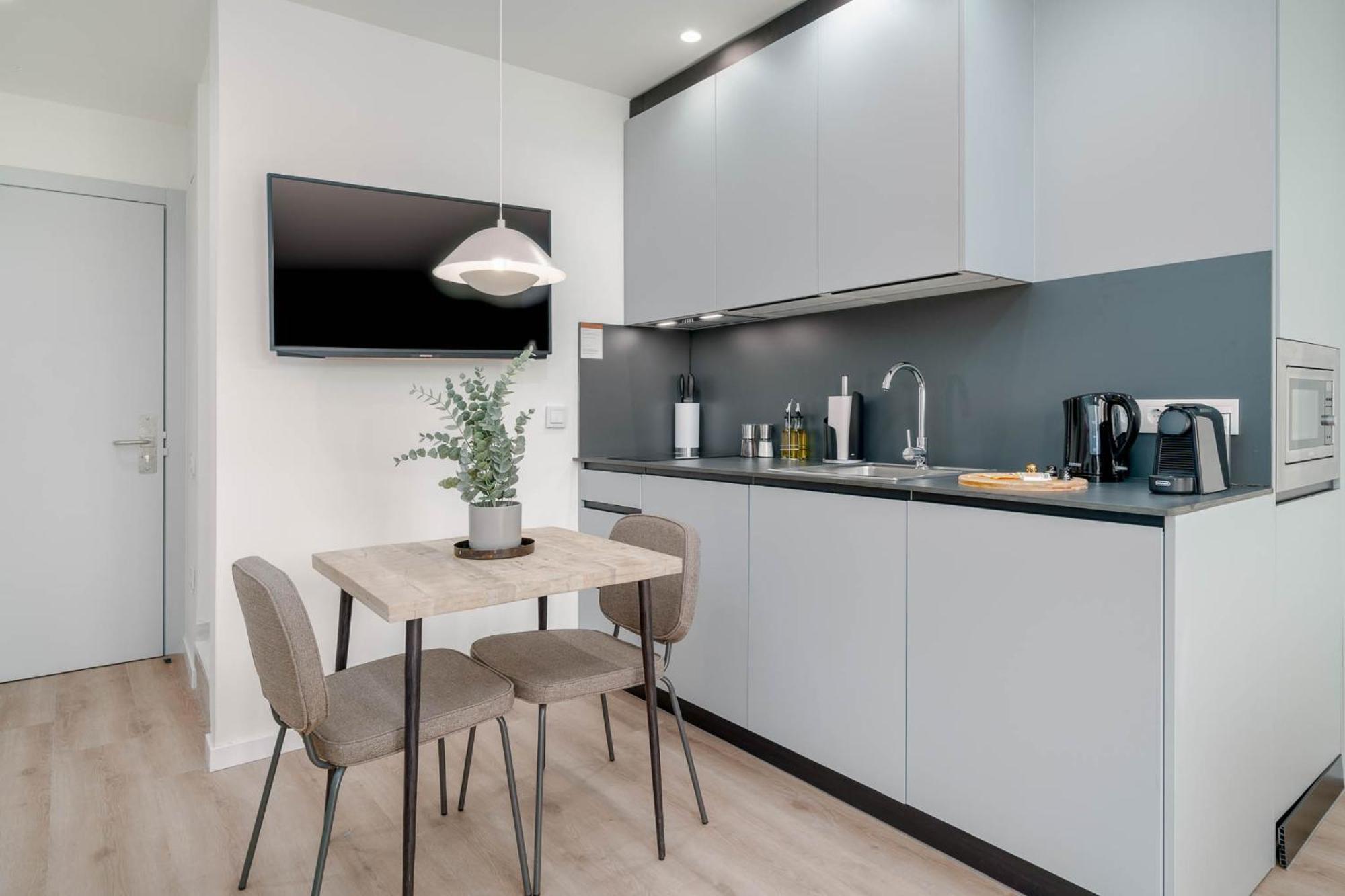 Apartment Limehome Carrer De Sant Jacint