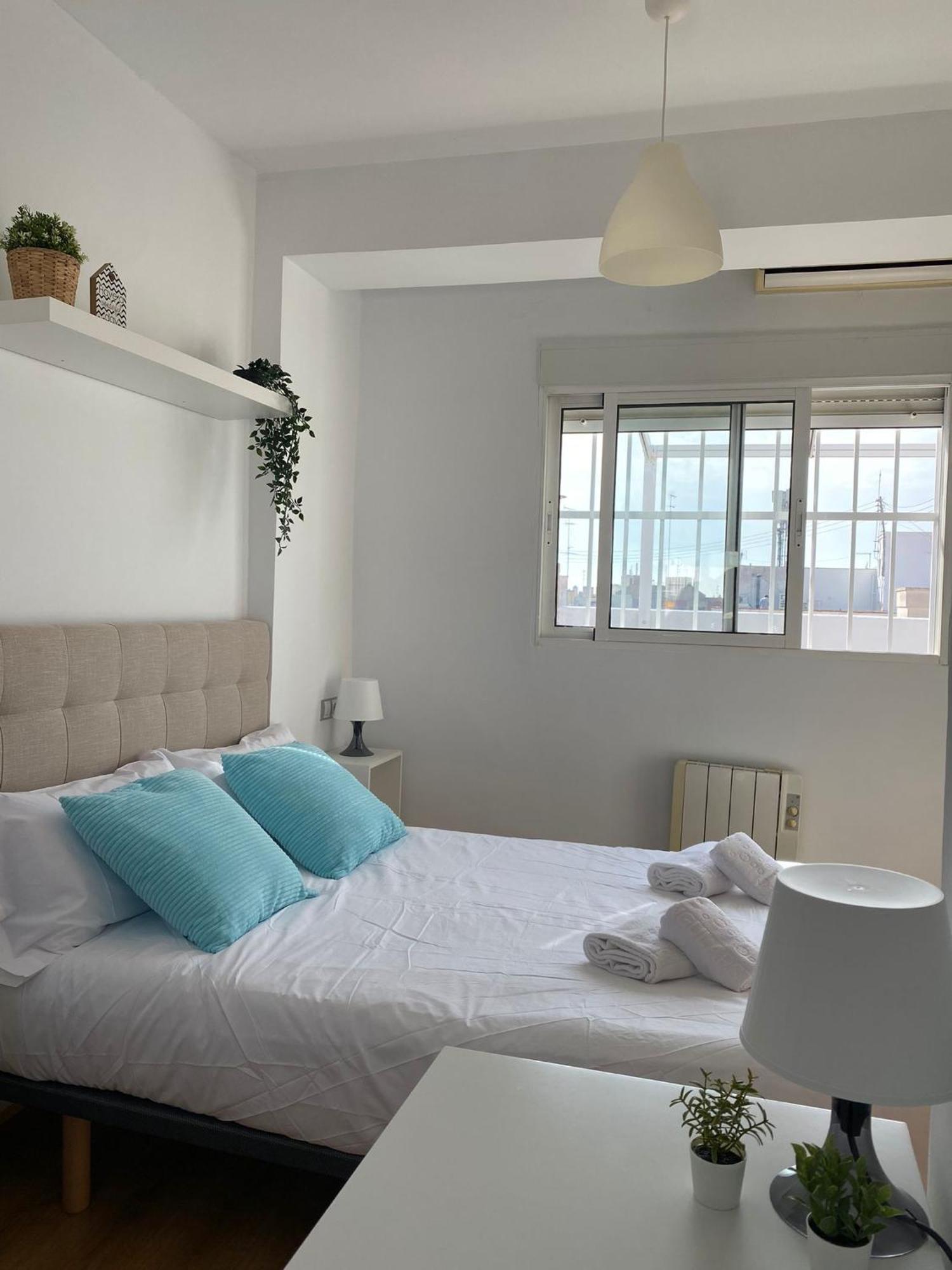 Apartment Singularstays Valero Iii