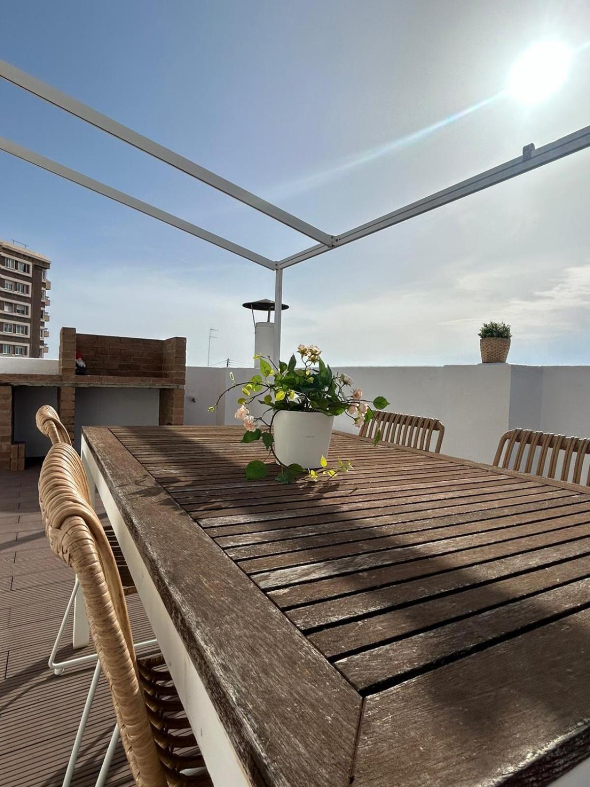 Singularstays Valero Iii Apartment