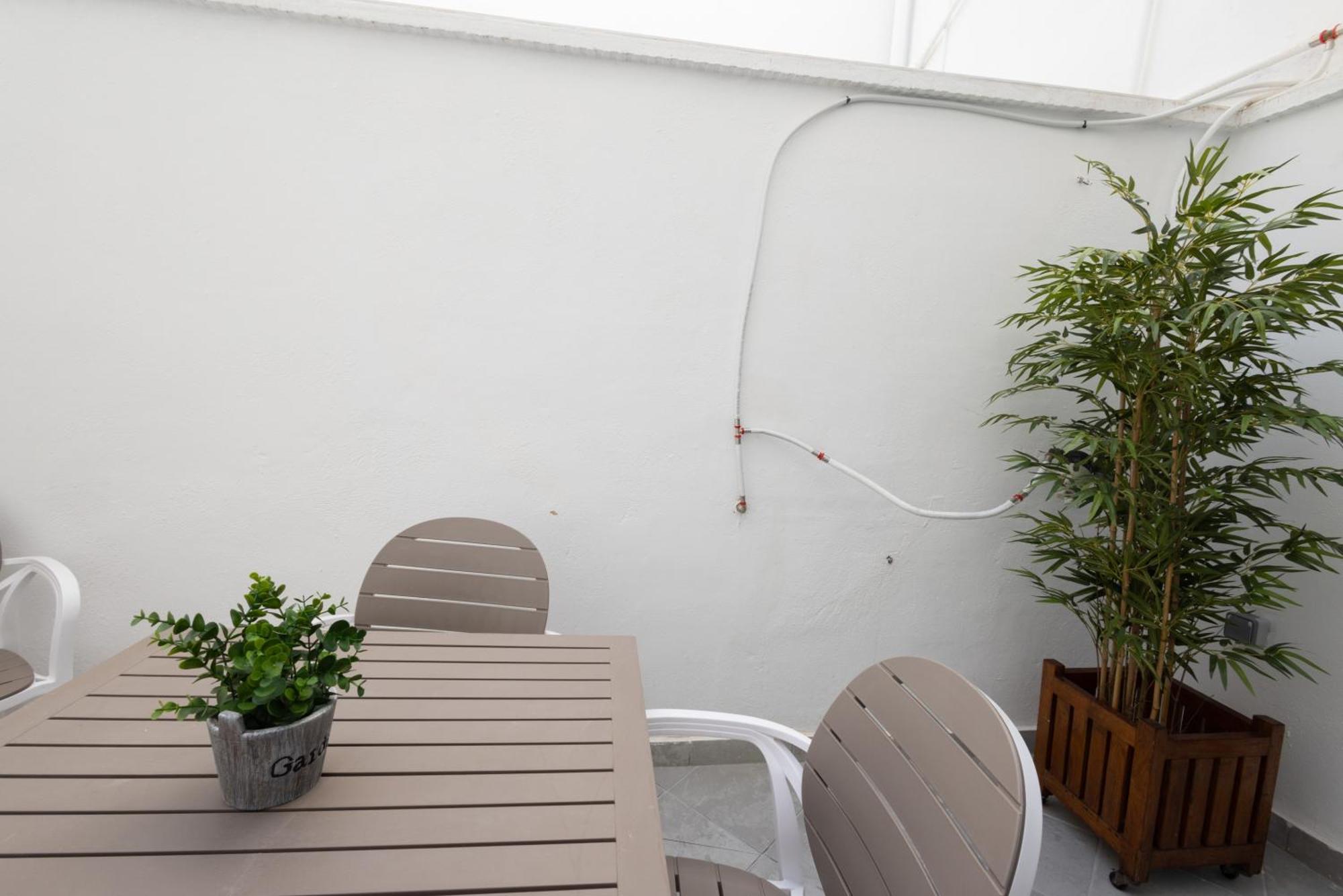 Florit Flats - The Cruz Cubierta With Terrace Valência
