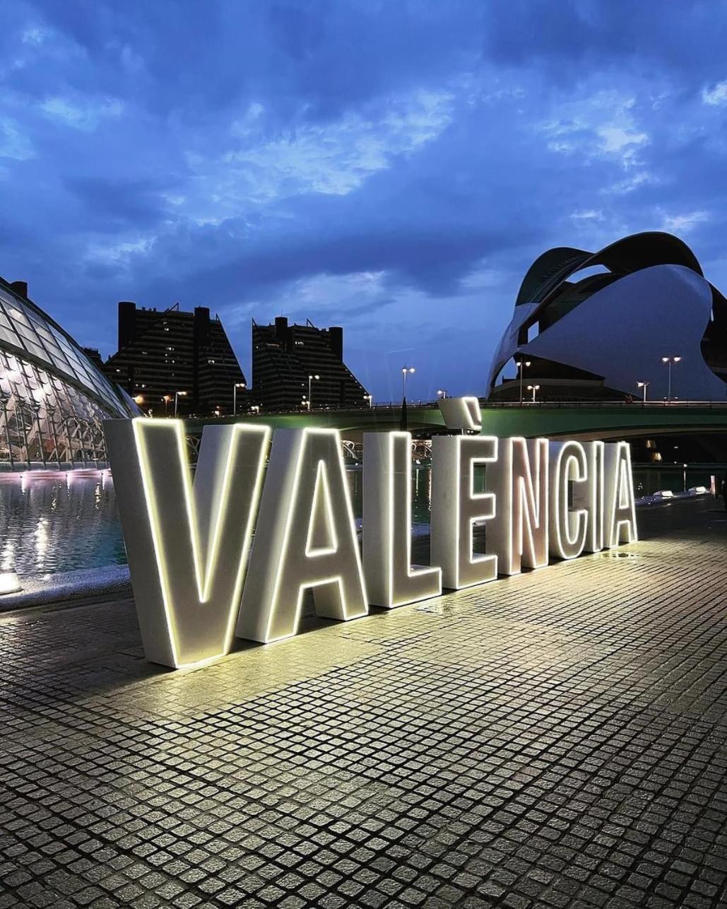 Mirador 1 Del Mercado - Con Bano Privado En El Centro De La Ciudad Vella Privatunterkunft